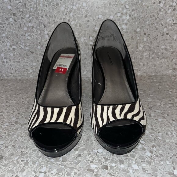 Bandolino Zebra Striped Peep Toe Wedge Heel Womens 11M Leather Fur Minor Flaws - Picture 3 of 16